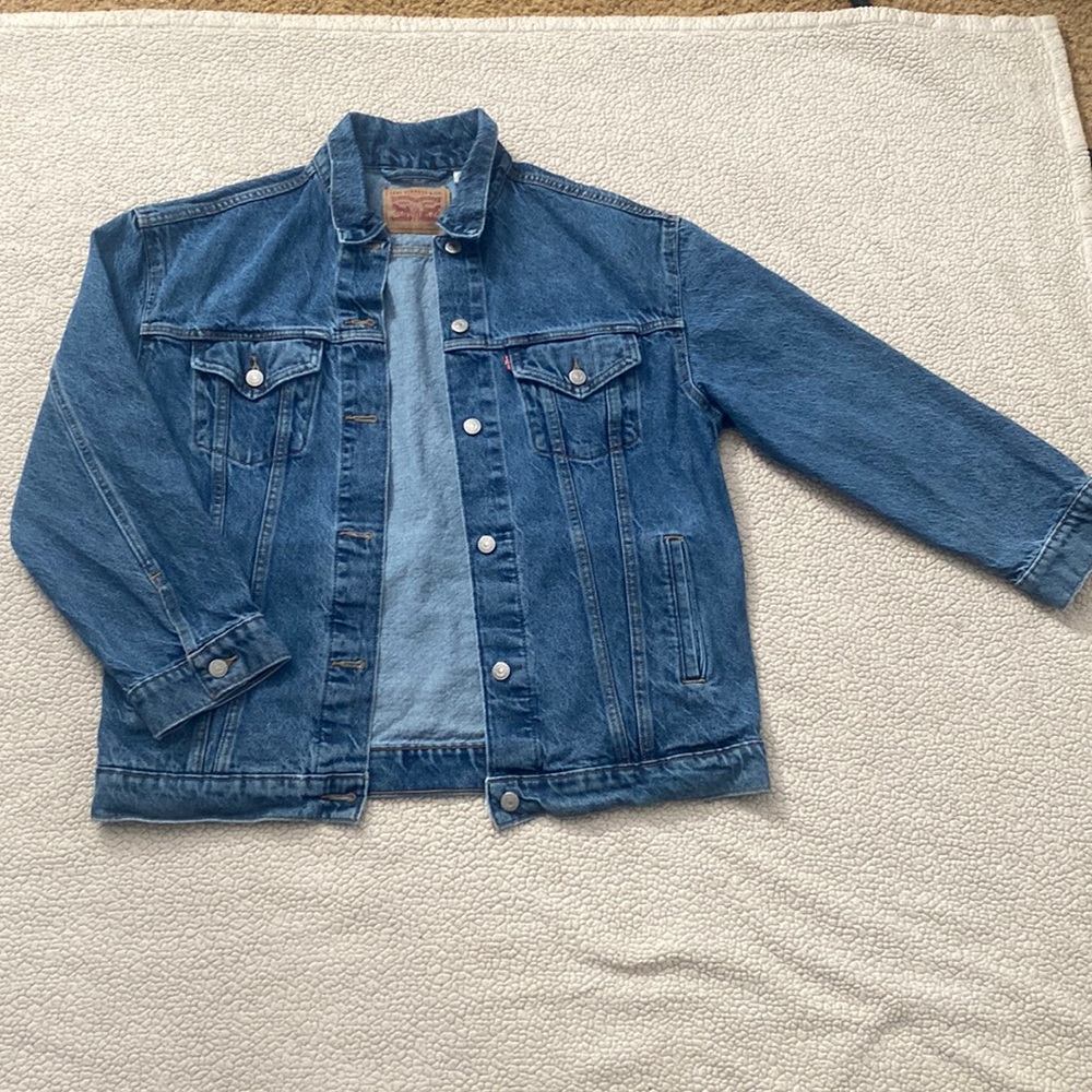 Levy’s Oversized Denim Jacket